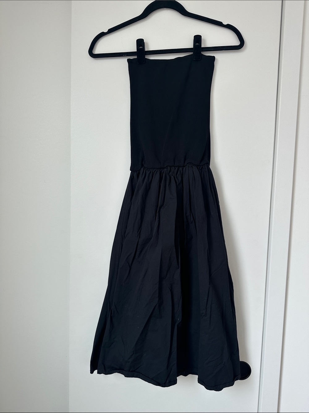 WeWoreWhat Black Strapless Midi Dress